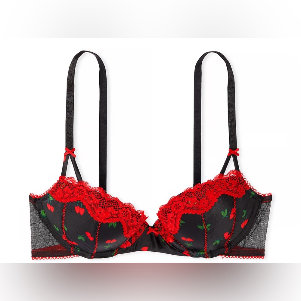 VICTORIA'S SECRET Tease Push-Up Bra NWT